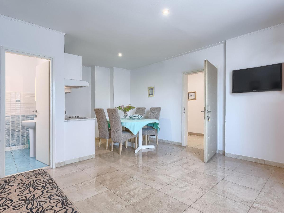 Apartment Nika-12 By Interhome Umag Exterior photo